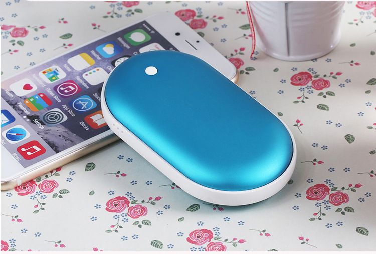 3-in-1 Macaron Powerbank mit Handwärmer – Warm & geladen im Winter Blue