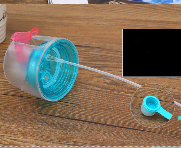 Sport-Trinkflasche mit Sprühnebel 600ml – Auslaufsicher & BPA-frei